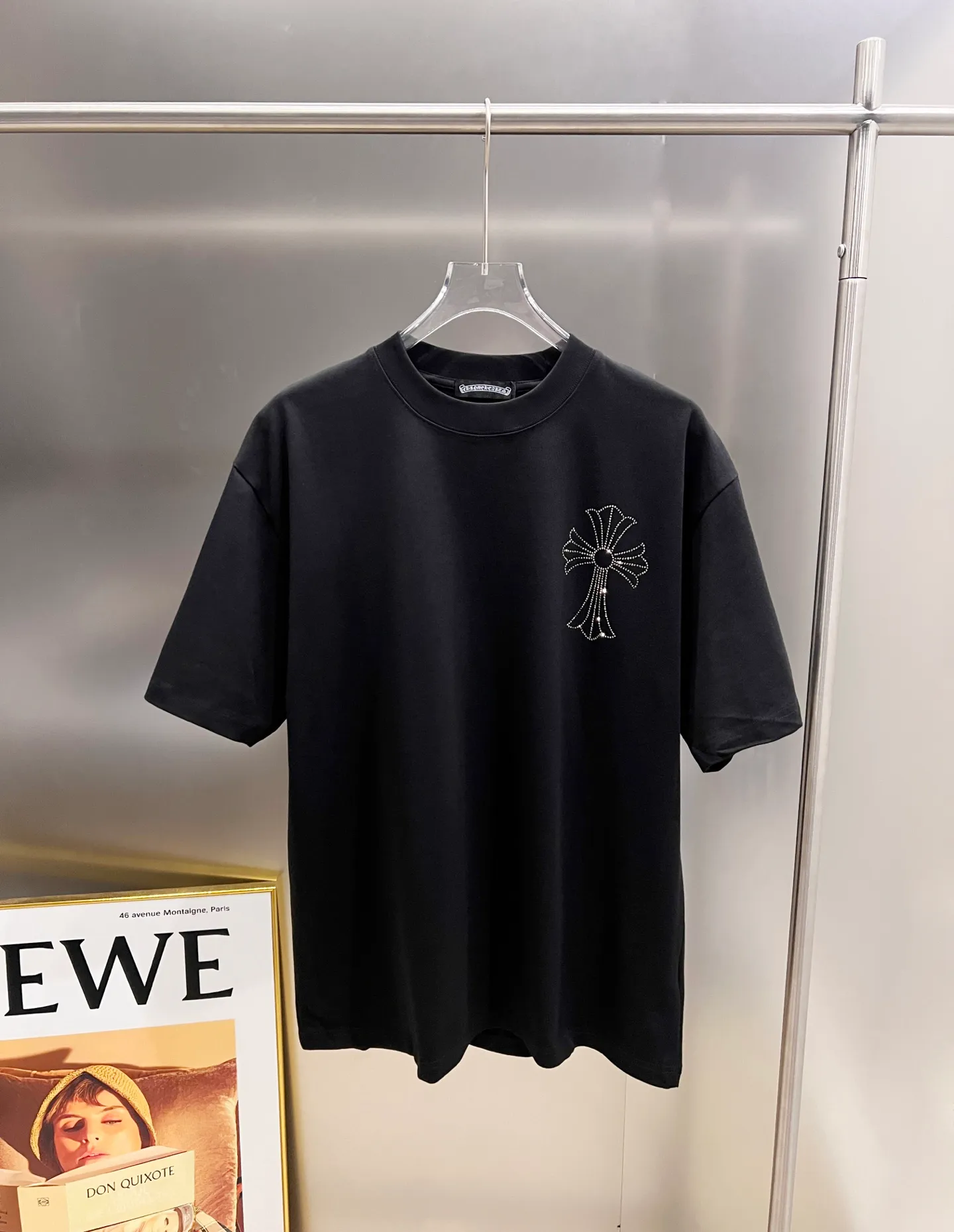 🅿️190 CH Crowe 2025 Autumn and Winter New Short-sleeved T-shirt Cross Middle Eastern Australian Diamonds Raindrop Meteor Shower Design Craftsmanship The real thing is great🔥Same style for men and women Loose version Size S M L XL XXL Five sizes Black White